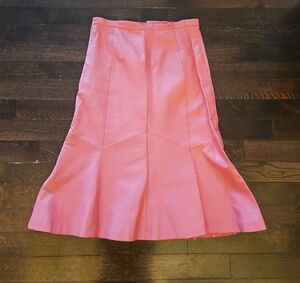 Elegant Pink Leather Skirt